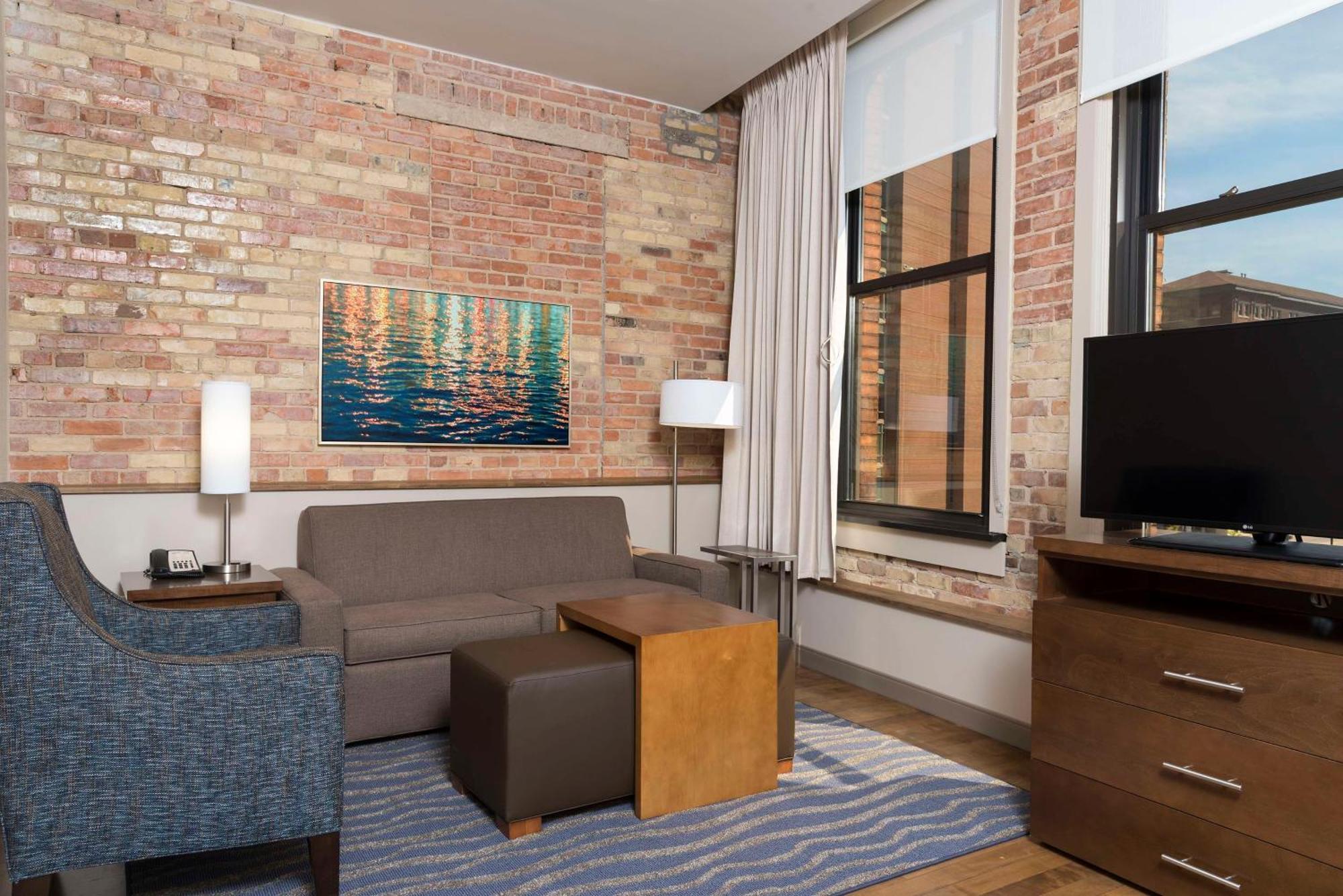 Homewood Suites By Hilton Grand Rapids Downtown מראה חיצוני תמונה