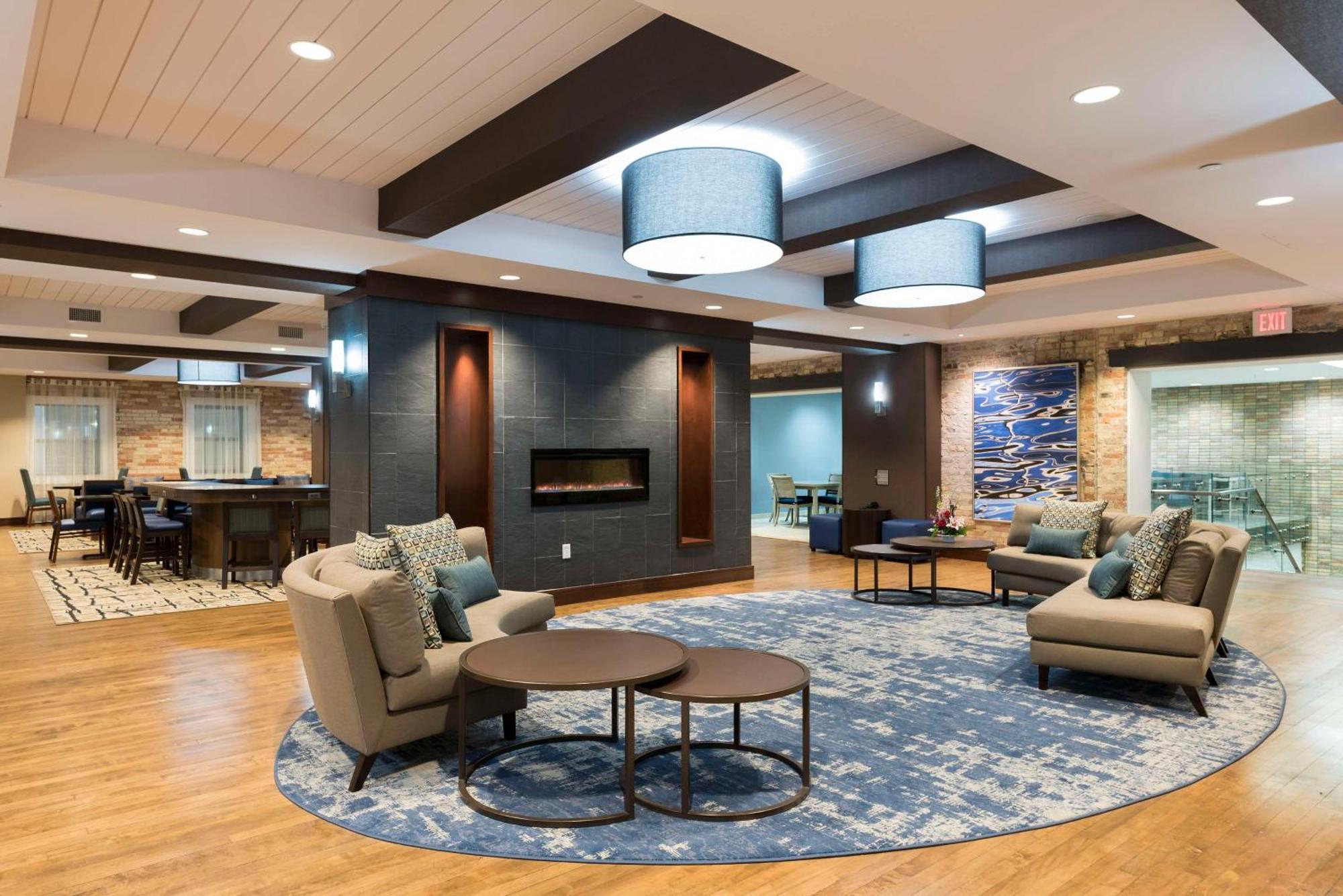 Homewood Suites By Hilton Grand Rapids Downtown מראה חיצוני תמונה