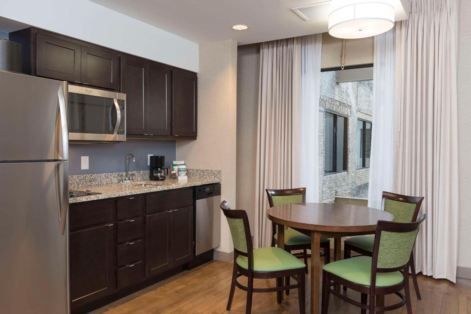 Homewood Suites By Hilton Grand Rapids Downtown מראה חיצוני תמונה