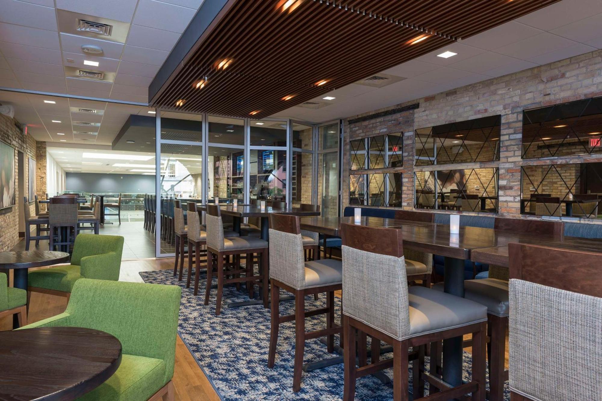 Homewood Suites By Hilton Grand Rapids Downtown מראה חיצוני תמונה