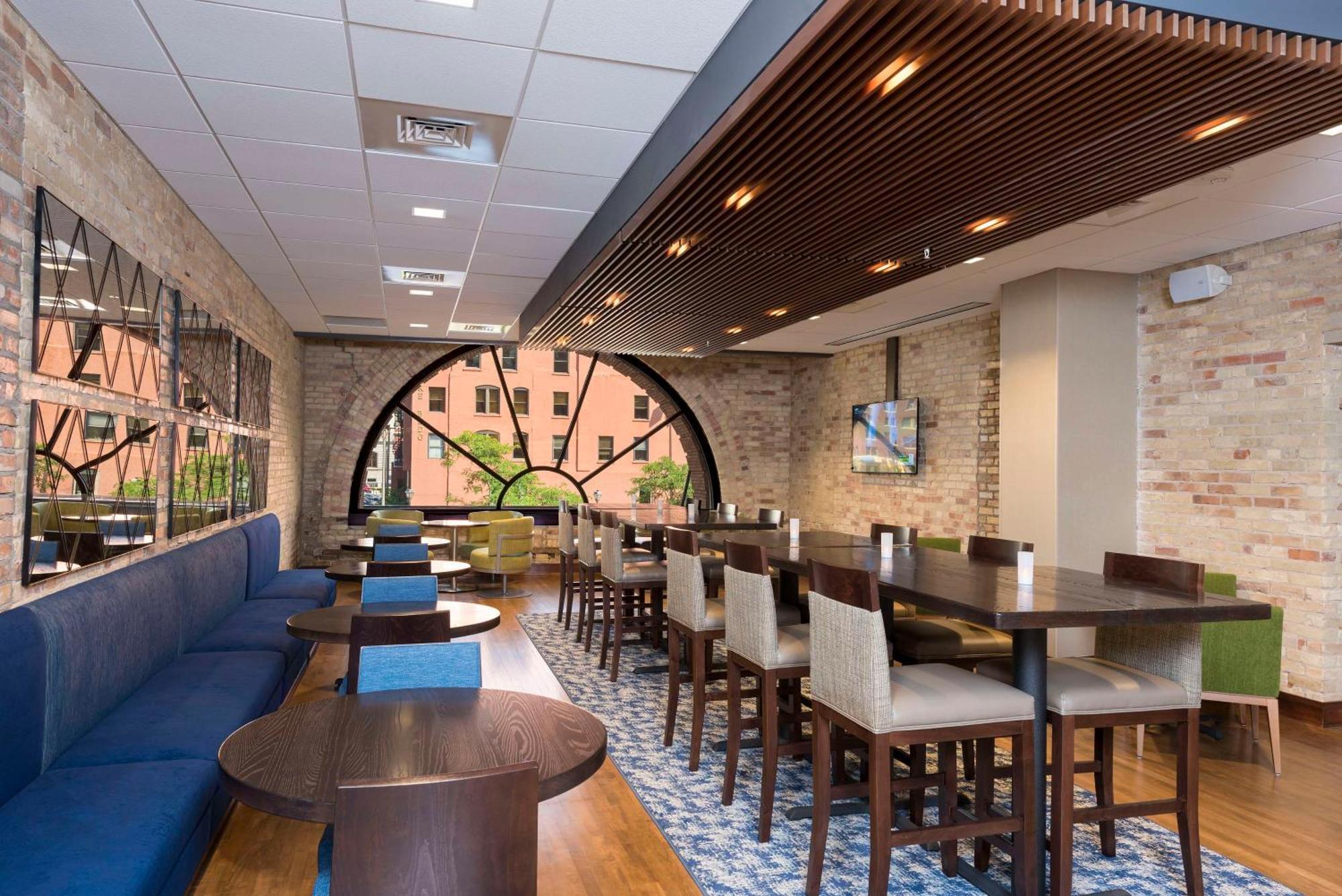 Homewood Suites By Hilton Grand Rapids Downtown מראה חיצוני תמונה