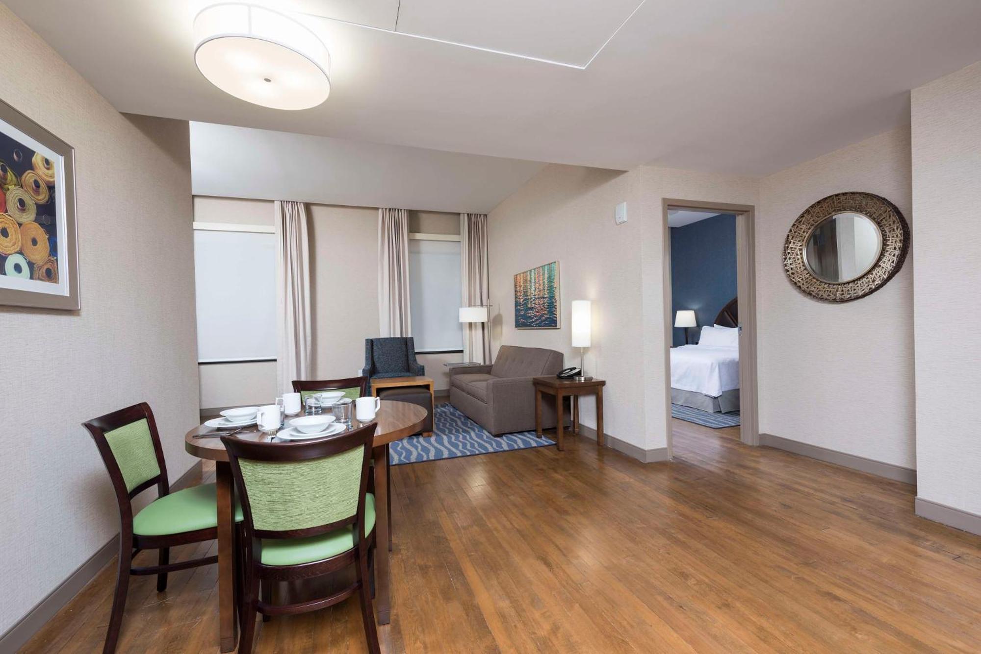 Homewood Suites By Hilton Grand Rapids Downtown מראה חיצוני תמונה