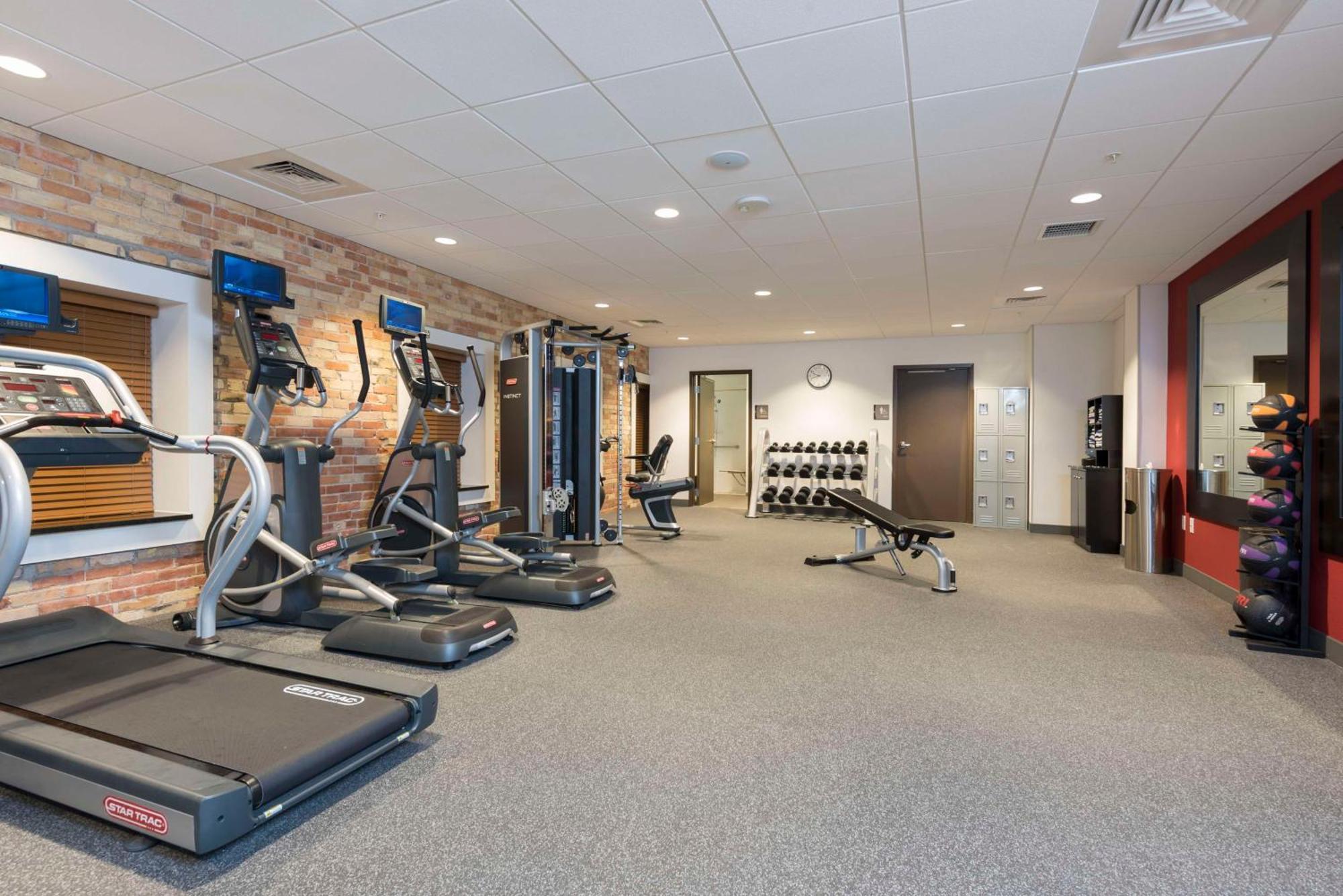 Homewood Suites By Hilton Grand Rapids Downtown מראה חיצוני תמונה
