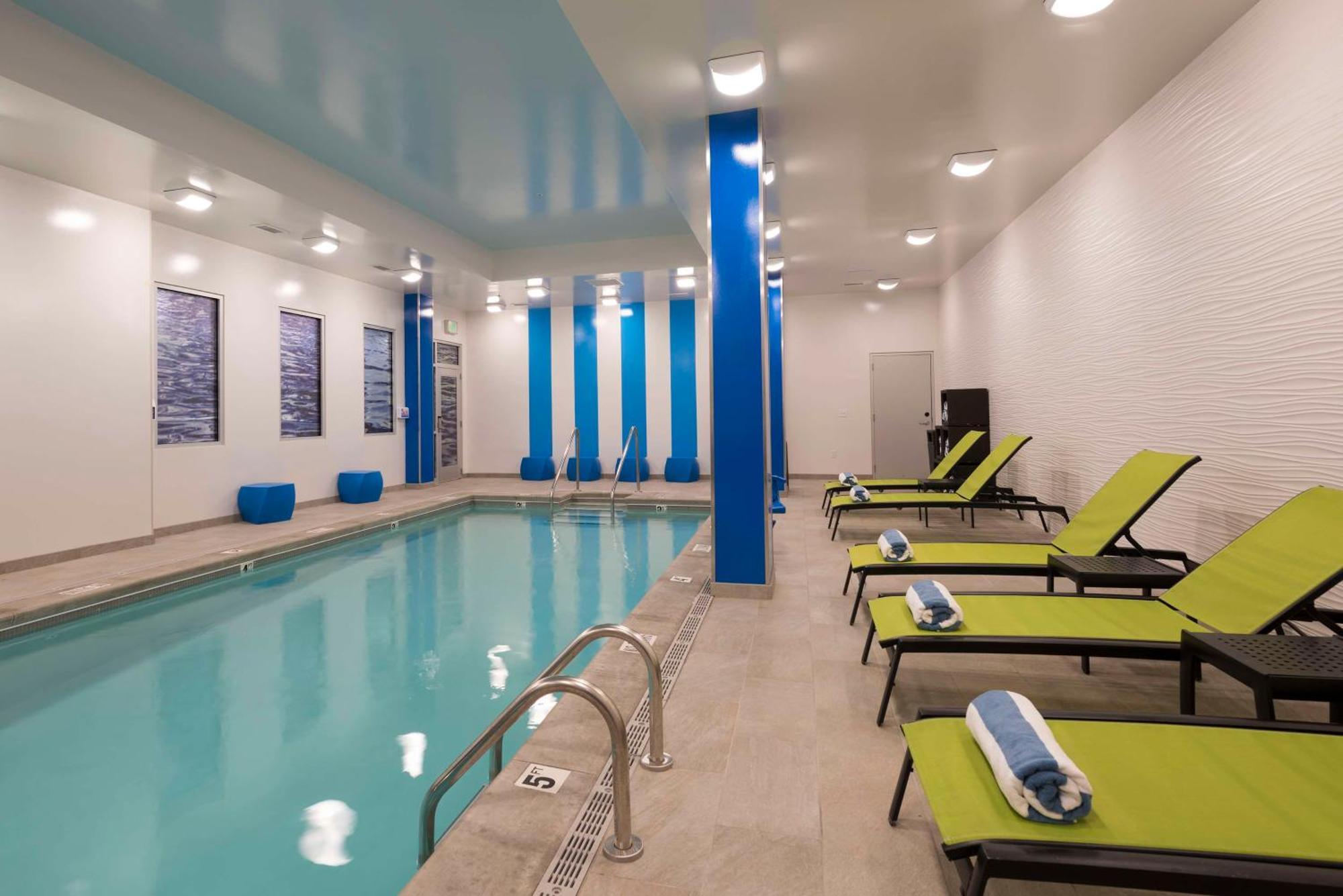 Homewood Suites By Hilton Grand Rapids Downtown מראה חיצוני תמונה